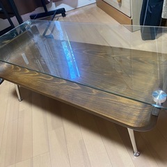 ガラス天板のローテーブル（90×40cm）の画像