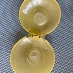 【乳頭保護器】メデラ　ケース付きの画像