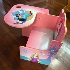 プリンセス👸子供机の画像