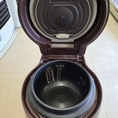 J1152 【リユースのサカイ柏店】 MITSUBISHI　ミツビシ　5.5合炊きIH炊飯ジャー　NJ-AW106-T　 2015年製　クリーニング済み　参考価格61,000円の画像