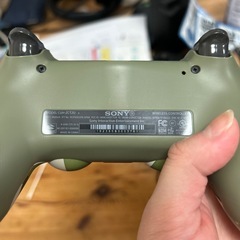 PS4コントローラー　デュアルショック4の画像