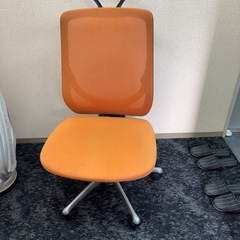 お譲りしますビジネスチェアの画像