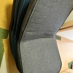 座椅子4つ　角度調整できますの画像
