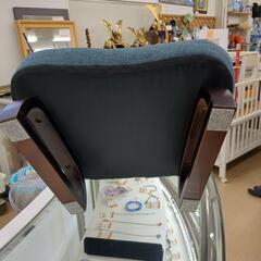 座椅子 ブルー 在庫4脚　お求めやすい価格です。 【こちらは店舗です。浜村鹿野温泉ICから3分 買取本舗 宮本リサイクル 営業時間9～19時 定休日水曜のみ←連絡できませんm(_ _)m】の画像