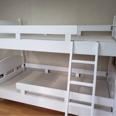 二段ベッド　専用マットレス付きの画像