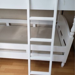 二段ベッド　専用マットレス付きの画像