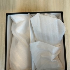 【新品・未使用】ワイングラス2脚セット（箱入り）の画像