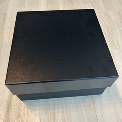 【新品・未使用】ワイングラス2脚セット（箱入り）の画像