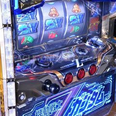 【入手困難】★パチスロ機動戦士ZガンダムS★SANKYO★実機★パチンコ★スロット★人気アニメ★の画像