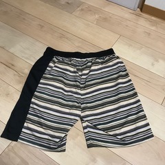 【取引日8/10固定】FILA テニス用パンツの画像