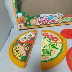アンパンマンのピザセットの画像