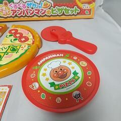 アンパンマンのピザセットの画像
