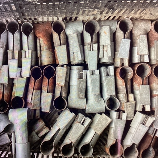 T型ジョイント　31.8ミリ　38個＋30個　中古品　パイプハウス　ビニールハウス用