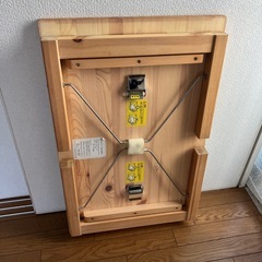 無印良品　天然木（パイン材）折りたたみローテーブルの画像