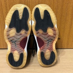 ナイキ エアジョーダン11 レトロ ボーイズ グレードスクール "72-10"の画像