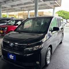 H27 トヨタ ヴォクシー ハイブリッド Vの画像