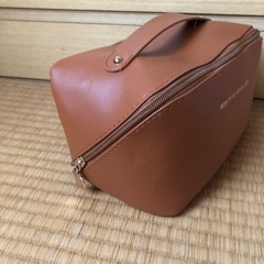 コスメポーチの画像