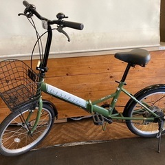 【SALE！7月中防犯登録無料！チェーン新品！】6段変速　20インチ折りたたみ自転車　モスグリーンの画像