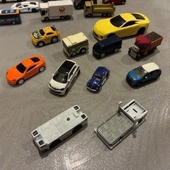 トミカ　20台以上　他　ミニカー　まとめ売りの画像