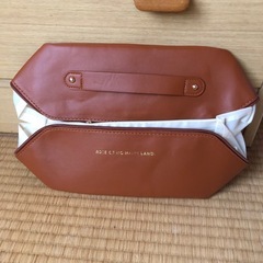 コスメポーチの画像