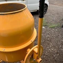 電動コンクリートミキサー PCM420 ドラム容量120L 練り量50L 　USEDの画像