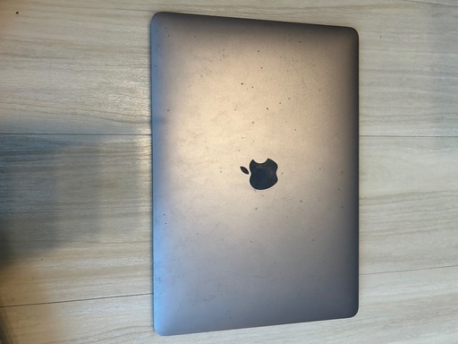 MacBook Air（2020年モデル）画面不良／アダプター・ケーブル付き