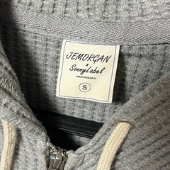 ジップアップパーカーSサイズの画像