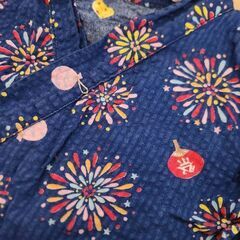 花火柄の甚平の画像