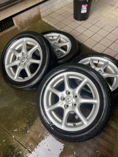 トヨタ純正アルミホイール17インチ