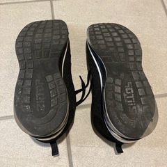 ウォーキングシューズの画像
