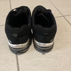 ウォーキングシューズの画像