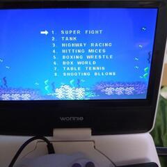 ポータブルDVDプレーヤー64ゲーム内蔵の画像