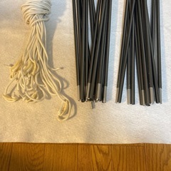 テント用ポール×2本　テント用ロープの画像