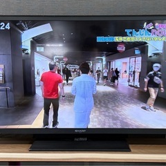 中古テレビ　SHARP40インチテレビ リモコン付きの画像