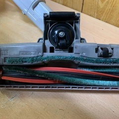 ✅SHARP床移動形電気掃除機✅ ✅EC-QX310-P✅の画像