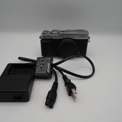 FUJIFILM X-E2（シルバー）＋神レンズ XF23mm F1.4 R｜即撮影OK！の画像