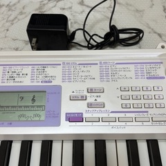 カシオ　電子ピアノ　キーボード　LK122の画像