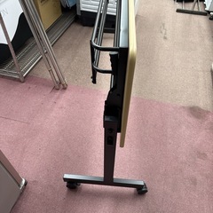 スタッキングテーブル　会議用テーブル　キャスター付きの画像