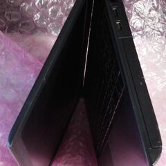 管理し★定型文NG★即納★美品★訳アリ＝動作品★東芝★dynabook B453/J★15.6インチ★画面割れ無→表示NG(液漏れ？)＝外部出力端子OK★質問NG★逆光撮影★決定者様のみ連絡★初回コメントでご希望日時、交渉金額が未記載時は既読スルー★完全ジャンク扱い★返品不可★決定者様のみお返事★24時間対応★お返事は可能な限り迅速にさせて頂きます★最大で12時間以内の画像