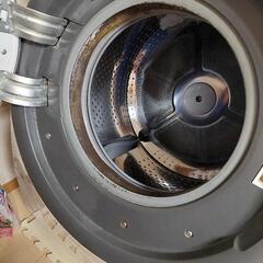 ドラム型洗濯機、冷蔵庫（506L）の画像