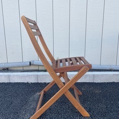 折りたたみ机の画像