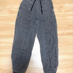 コート ニット 帽子 服の画像