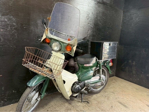 ★支払い総額6.0万円★関東圏内即日配送可能！ホンダ スーパーカブ50Fi AA01 フロントスクリーン付き！リアボックス付き！4スト、インジェクション！