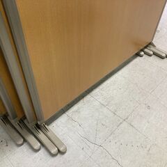 中古　良品　コクヨ　パーテーション　衝立　間仕切り　1面自立型　木目調　アルミ枠　W1200　H1620　愛知県 一宮市 名古屋 稲沢 江南 岩倉 岐阜 羽島 各務ヶ原 三重 愛知 グッドプライス一宮の画像