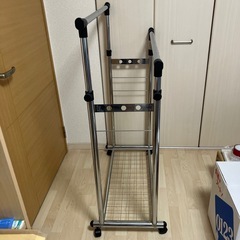 【受取者確定】キャスター付きパイプハンガーの画像