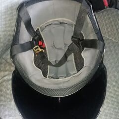 ヤールヘルメットの画像