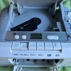 TOSHIBA　東芝　CDラジオカセットレコーダー　TY-CK2　2018年製の画像