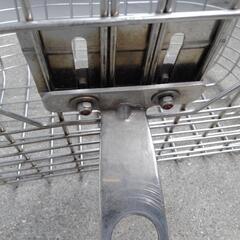 自転車  前カゴ   大きめの画像