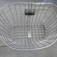 自転車  前カゴ   大きめの画像