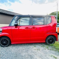 ホンダ N-BOXの画像
